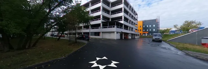 Машино-место 17,6 м² — фото организатора