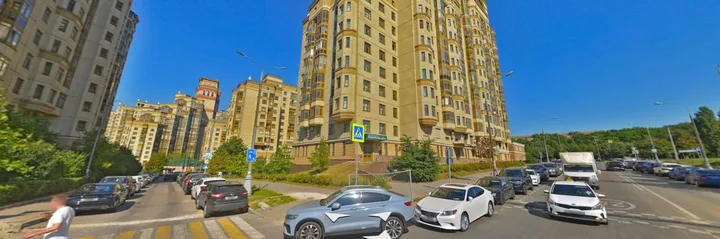 Машино-место 13,5 м² — фото организатора
